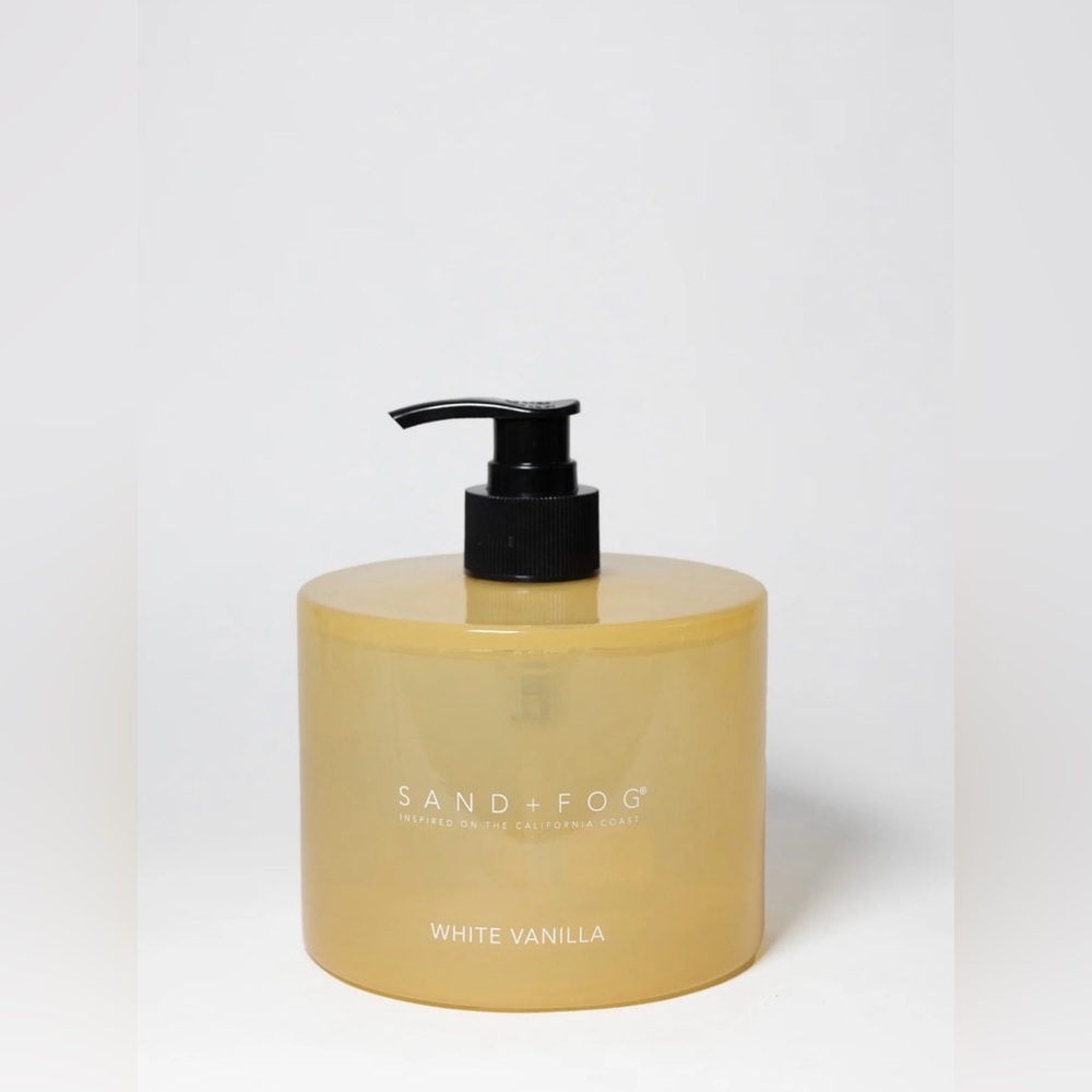 Sand + Fog White Vanilla 15.7 oz Liquid Hand Soap